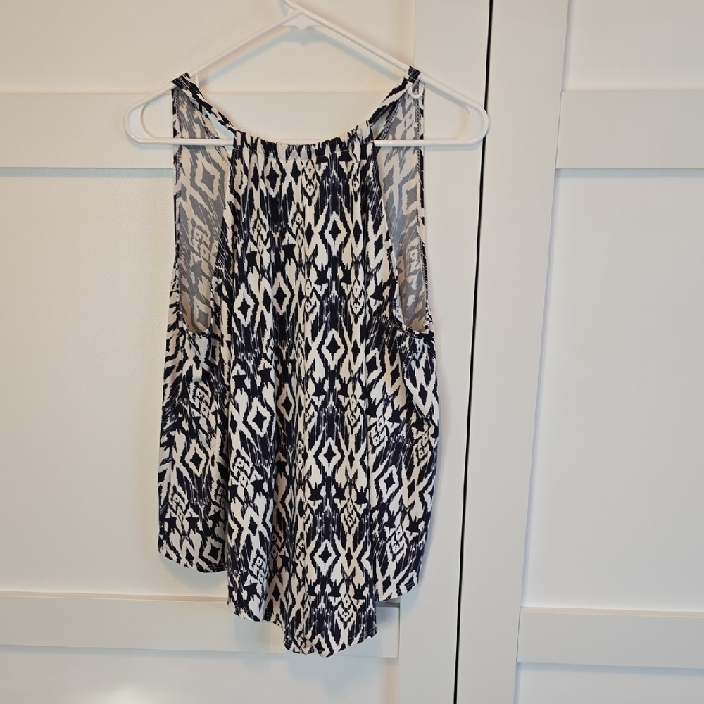 First Love Monochrome Geometric Tank Top - Picture 7 of 7